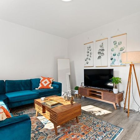 Appartamento Orange Oasis In The Heart Of East Rock With Free Parking Near Dt And Yale New Haven Esterno foto