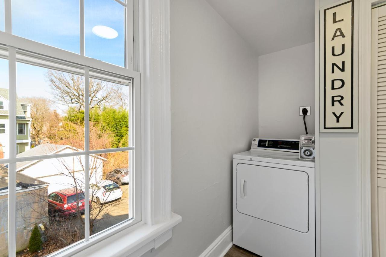 Appartamento Orange Oasis In The Heart Of East Rock With Free Parking Near Dt And Yale New Haven Esterno foto